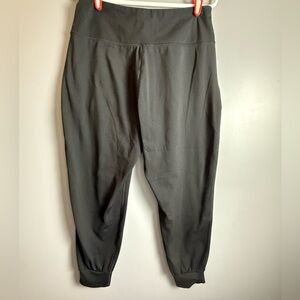 YOGALICIOUS Nola Crossover Waist Pocket Joggers Womens Sz L 26" Inseam